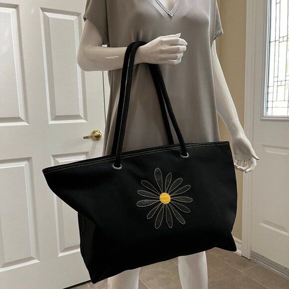 Black/Yellow Daisy Large Tote by Nautilos - Authentic - Picture 7 of 16